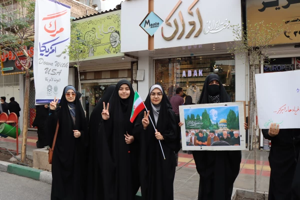 شرکت در راهپیمایی 13 آبان     5