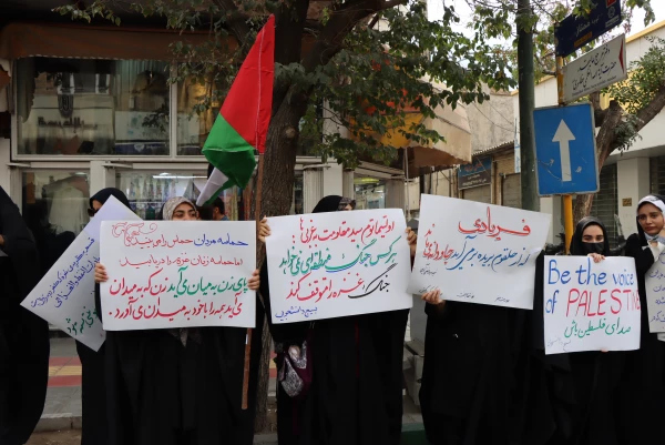 شرکت در راهپیمایی 13 آبان     9