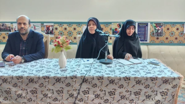 برگزاری نشست صمیمی مسؤولان و دانشجومعلمان پردیس حضرت معصومه(س) 2