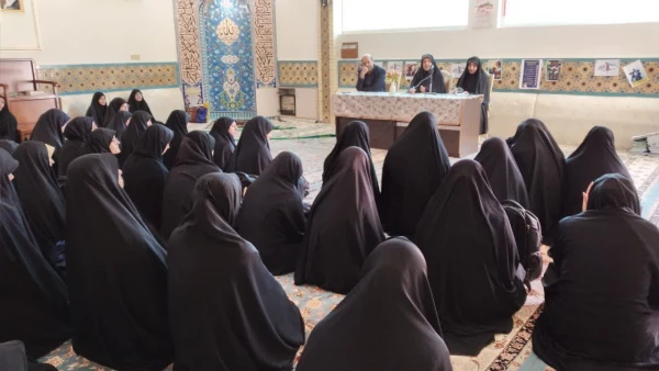 برگزاری نشست صمیمی مسؤولان و دانشجومعلمان پردیس حضرت معصومه(س) 2