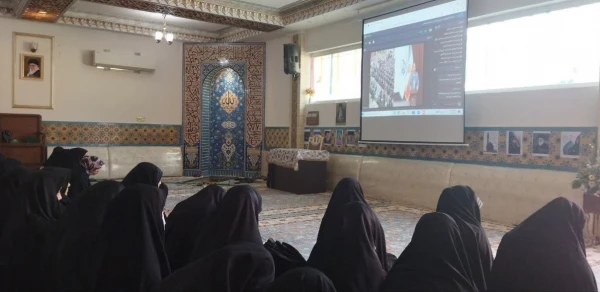 شرکت نودانشجومعلمان پردیس حضرت معصومه(س) همراه با دانشجویان جدیدالورود دانشگاه فرهنگیان سراسر کشور: 

آیین استقبال از نودانشجومعلمان     2