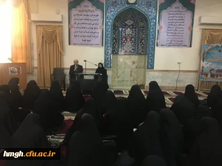 در ساختمان شماره 2 پردیس حضرت معصومه(س) برگزار شد: 

جلسه پرسش و پاسخ مسؤولان و دانشجومعلمان پردیس