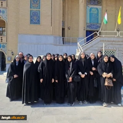 به مناسبت هفته کتاب و کتابخوانی انجام شد: 

بازدید از کتابخانه مؤسسه آموزشی و پژوهشی امام خمینی(ره) 