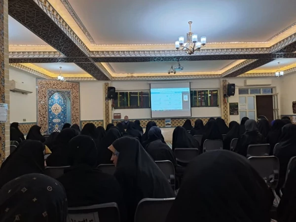 به مناسبت هفته کتاب و کتابخوانی در پردیس حضرت معصومه(س) برگزار شد: 

کارگاه آشنایی با پایگاه های اطلاعاتی تحت اشتراک دانشگاه فرهنگیان 2