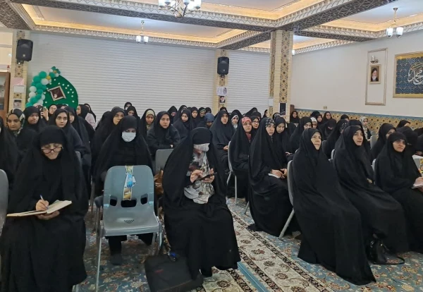 به مناسبت هفته کتاب و کتابخوانی در پردیس حضرت معصومه(س) برگزار شد: 

کارگاه آشنایی با پایگاه های اطلاعاتی تحت اشتراک دانشگاه فرهنگیان 2