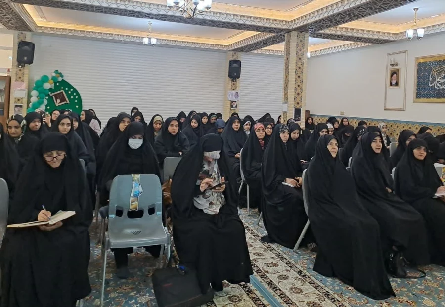 به مناسبت هفته کتاب و کتابخوانی در پردیس حضرت معصومه(س) برگزار شد: 

کارگاه آشنایی با پایگاه های اطلاعاتی تحت اشتراک دانشگاه فرهنگیان 2