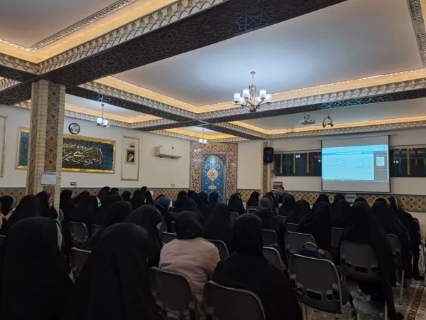 به مناسبت هفته کتاب و کتابخوانی در پردیس حضرت معصومه(س) برگزار شد: 

کارگاه آشنایی با پایگاه های اطلاعاتی تحت اشتراک دانشگاه فرهنگیان 2