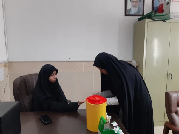 با همکاری شبکه بهداشت استان قم انجام شد: 

اجرای طرح ملی پویش سلامت در پردیس حضرت معصومه(س) 2