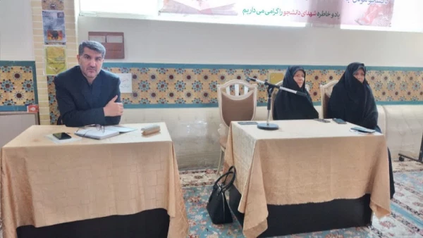 با حضور مسؤول هسته گزینش اداره کل آموزش و پرورش استان قم برگزار شد: 

جلسه توجیهی ویژه دانشجومعلمان ورودی 1402 2