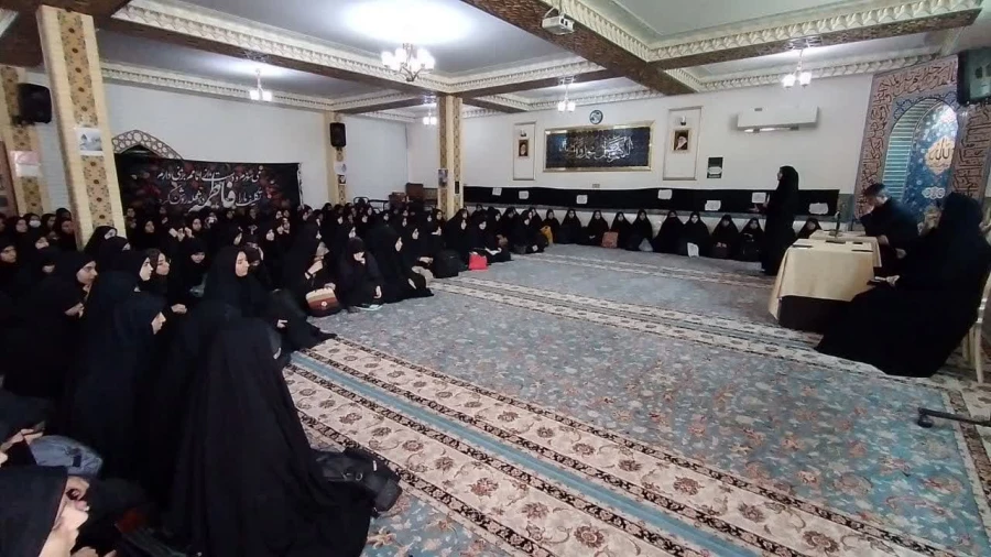 با حضور مسؤول هسته گزینش اداره کل آموزش و پرورش استان قم برگزار شد: 

جلسه توجیهی ویژه دانشجومعلمان ورودی 1402 2