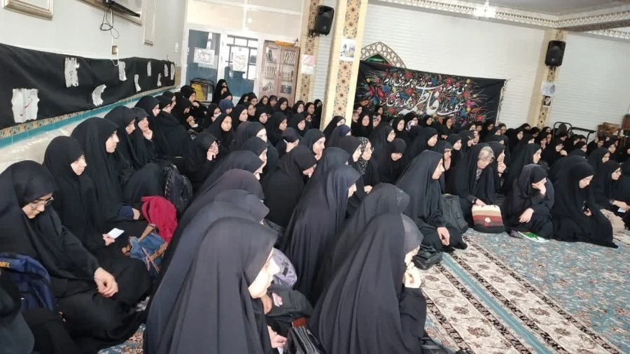 با حضور مسؤول هسته گزینش اداره کل آموزش و پرورش استان قم برگزار شد: 

جلسه توجیهی ویژه دانشجومعلمان ورودی 1402 2