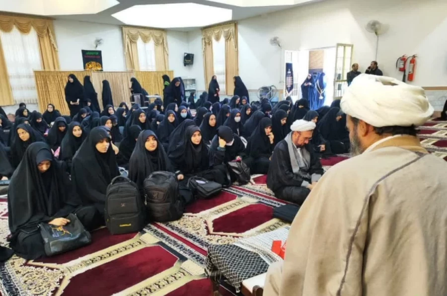 در ساختمان شمره 2 پردیس حضرت معصومه(س) برگزار شد:

استقبال از شهید گمنام در سالروز شهادت حضرت صدیقه شهیده(س) 2