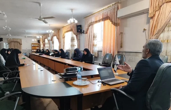 برگزاری نشست «بررسی جمهوریت و مردم سالاری در نظام جمهوری اسلامی» 2