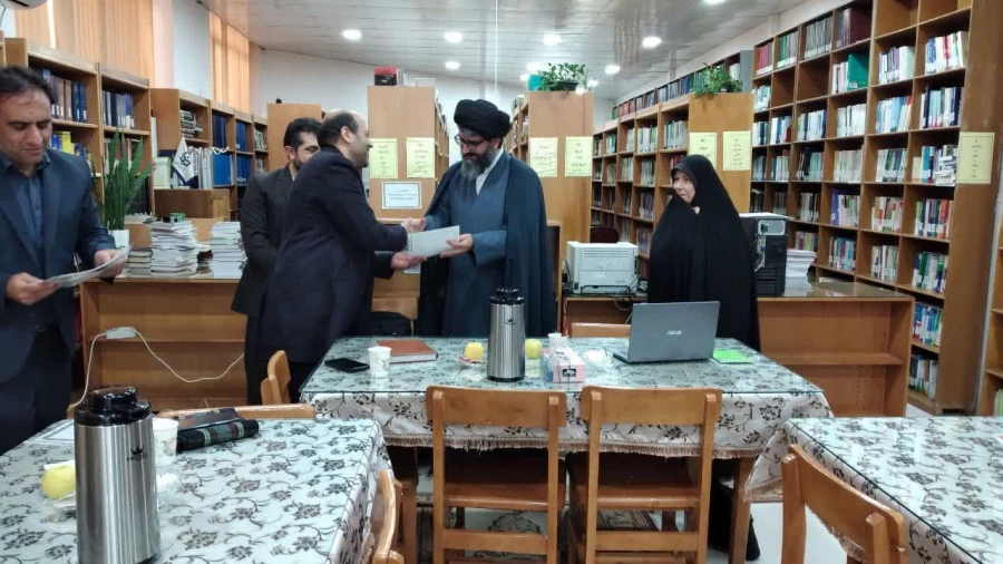 با حضور مدیر امور پردیس های دانشگاه فرهنگیان استان قم برگزار شد: 

جلسه شورای اداری پردیس حضرت معصومه(س) 2