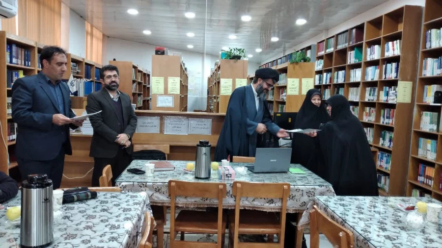 با حضور مدیر امور پردیس های دانشگاه فرهنگیان استان قم برگزار شد: 

جلسه شورای اداری پردیس حضرت معصومه(س) 2