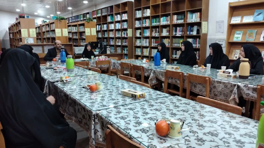 برگزاری جلسه شورای اداری پردیس حضرت معصومه(س) 2