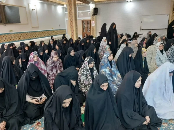 در نمازخانه پردیس حضرت معصومه(س) برگزار شد: 

آیین شکرگزاری  و دعاخوانی جهت پیروزی رزمندگان اسلام و نابودی اسرائیل 2