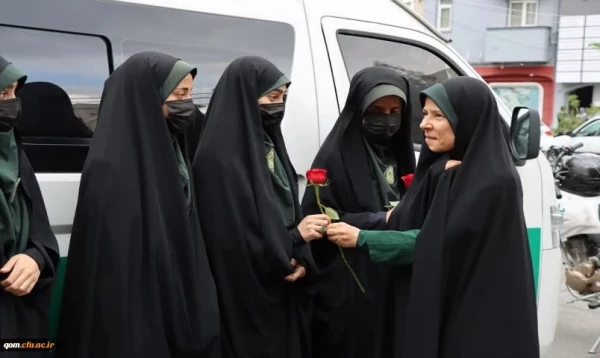 همزمان با اجرای طرح نور انجام شد: 

تجلیل دانشگاه فرهنگیان استان قم از زحمات نیروهای فراجای استان در اجرای طرح نور (عفاف و حجاب)
 2