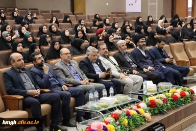 با حضور رییس و اعضای هیأت رییسه دانشگاه فرهنگیان و مسؤولان دانشگاه فرهنگیان استان قم برگزار شد:

آیین دانش آموختگی دانشجو معلمان ورودی 1399 پردیس حضرت معصومه(س)  
