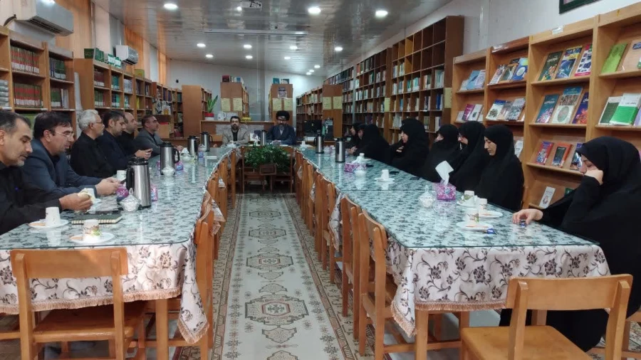 مراسم تکریم و معارفه معاون امور دانشجویی و توسعه منابع پردیس حضرت معصومه(س)  2