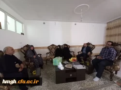 به مناسبت سالروز بازگشت آزادگان سرافراز به میهن انجام شد:  

دیدار با خانواده آزاده سرافراز پردیس حضرت معصومه(س)  2