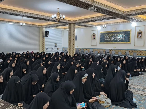 در پردیس حضرت معصومه(س) برگزار شد: 

نشست توجیهی آشنایی نو دانشجومعلمان با قوانین و دستورالعمل ها 2