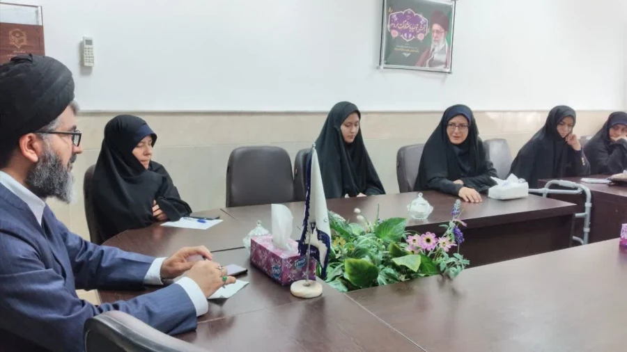 با حضور مدیر امور پردیس های دانشگاه فرهنگیان استان قم برگزار شد: 

جلسه شورای سرپرستان پردیس حضرت معصومه(س) 2