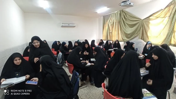 برگزاری سلسله کارگاه های طرح جامع پیشگیری از آسیبهای اجتماعی: 

کارگاه «ارتباط مؤثر و روابط بین فردی» 2