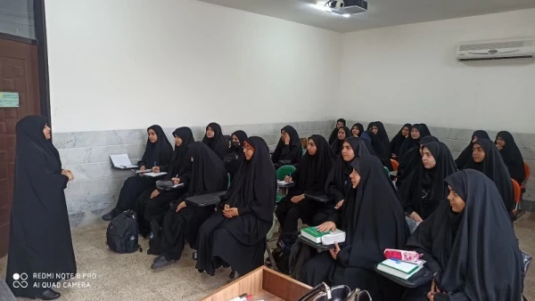 برگزاری سلسله کارگاه های طرح جامع پیشگیری از آسیبهای اجتماعی: 

کارگاه «خودآگاهی و هویت ایرانی-اسلامی» 2