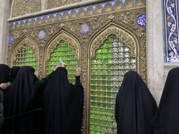 با حضور حمیدرضا ابراهیمی معاون فرهنگی و تربیتی دانشگاه و مسؤولین دانشگاه فرهنـگیان استان قم برگزار شد: 

محفل انس با قرآن ویژه دانشجومعلمان ورودی 1403 2