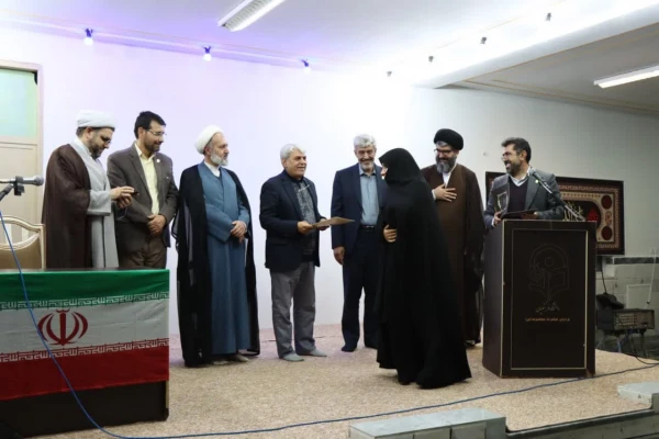 با حضور رجبعلی برزوئی در قم افتتاح شد:

سرای دانشجویی حاج سید محمد منتظری پردیس حضرت معصومه(س) - فاز دو 2