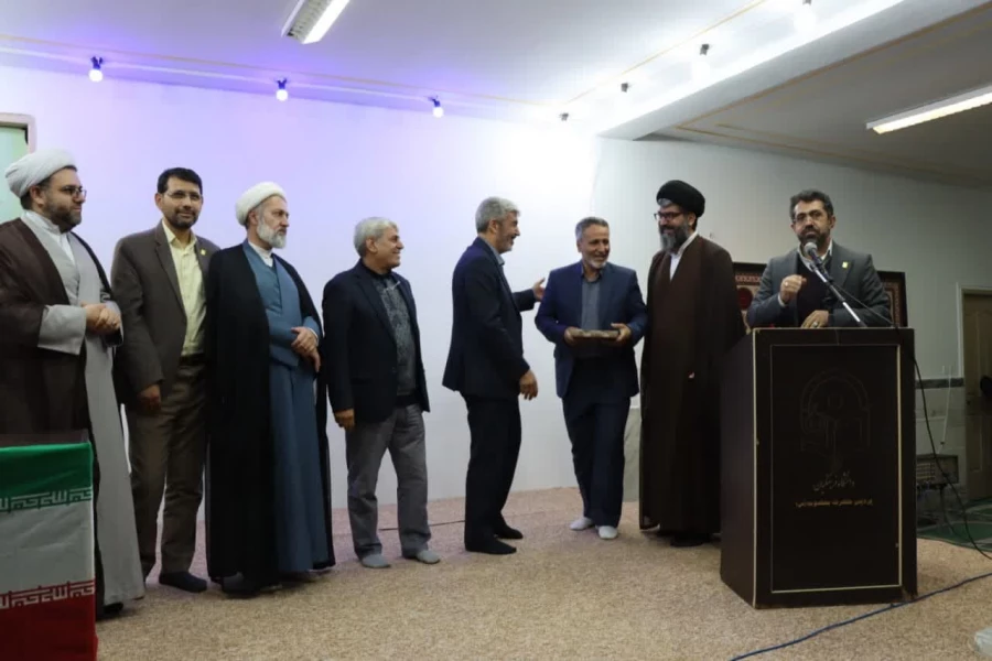 با حضور رجبعلی برزوئی در قم افتتاح شد:

سرای دانشجویی حاج سید محمد منتظری پردیس حضرت معصومه(س) - فاز دو 2