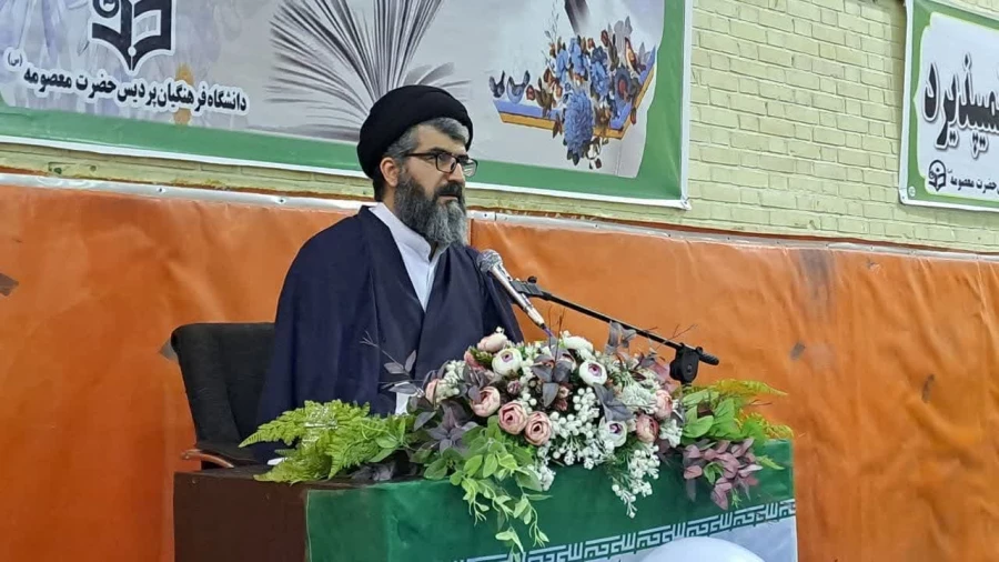 با حضور مدیر امور پردیس های دانشگاه فرهنگیان قم برگزار شد: 

آیین گرامیداشت روز دانشجو در پردیس حضرت معصومه(س) 2