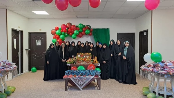 در سرای دانشجویی پردیس حضرت معصومه(س) برگزار شد: 

مراسم جشن میلاد حضرت زهرا(س) و بزرگداشت روز زن و آیین شب یلدا 2