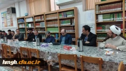 برگزار شد: 

نشست سرپرست دانشگاه فرهنگیان استان قم با کارکنان پردیس حضرت معصومه(س) 2