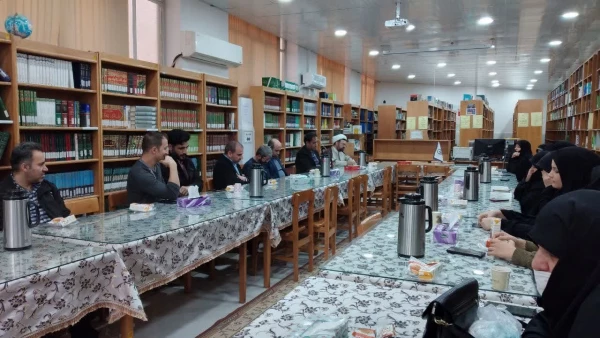 برگزار شد: 

نشست سرپرست دانشگاه فرهنگیان استان قم با کارکنان پردیس حضرت معصومه(س) 2