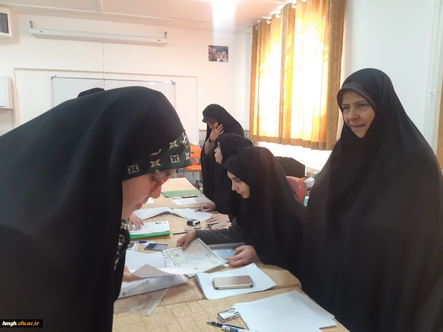 بازدید از ثبت نام حضوری پذیرفته شدگان تأخیر گزینش و اصلاح مصاحبه آزمون سراسری  2