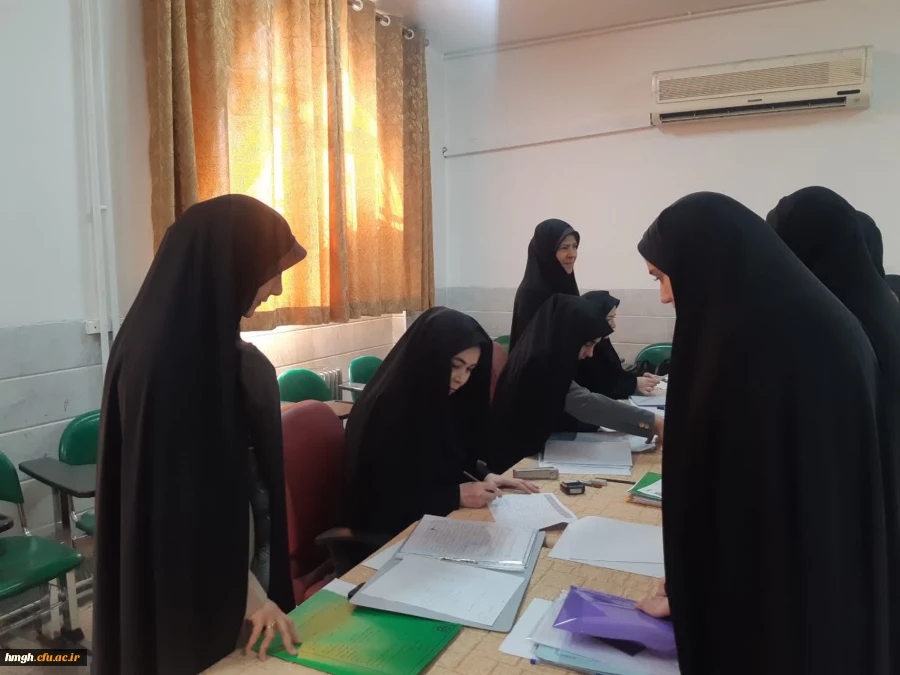 بازدید از ثبت نام حضوری پذیرفته شدگان تأخیر گزینش و اصلاح مصاحبه آزمون سراسری  4