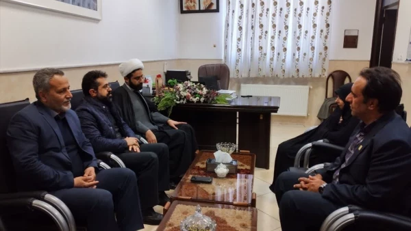 بازدید مشاور اجتماعی استاندار قم از پردیس حضرت معصومه(س) 2