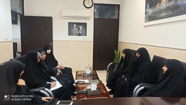 برگزار شد: 

نشست هم اندیشی رییس و معاون آموزشی پردیس حضرت معصومه(س) با مدیران گروههای آموزشی 2