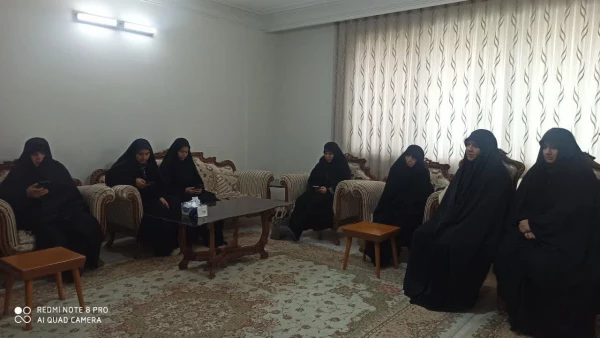 به مناسبت روز شهید انجام شد: 

دیدار با خانواده قاضی شهید حجت الاسلام والمسلمین رازینی 2