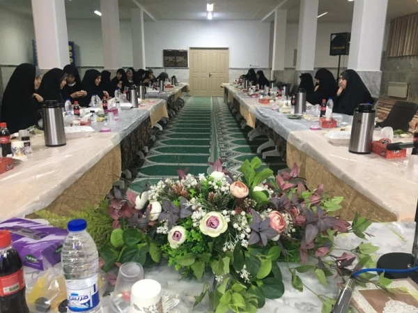 با حضور سرپرست دانشگاه فرهنگیان استان قم برگزار شد: 

نشست اعضای هیئت علمی و مأموران آموزشی پردیس حضرت معصومه (س) 2