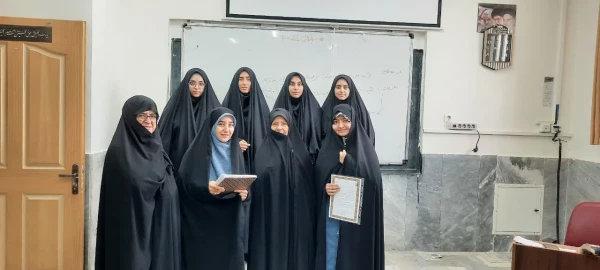 به مناسبت دهه سرآمدی آموزش انجام شد: 

تقدیر از اساتید پردیس حضرت معصومه(س) 2