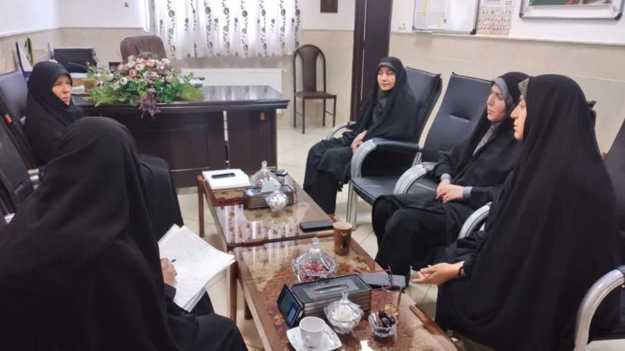 در پردیس حضرت معصومه(س) برگزار شد: 

جلسه شورای هماهنگی گروه های آموزشی 2