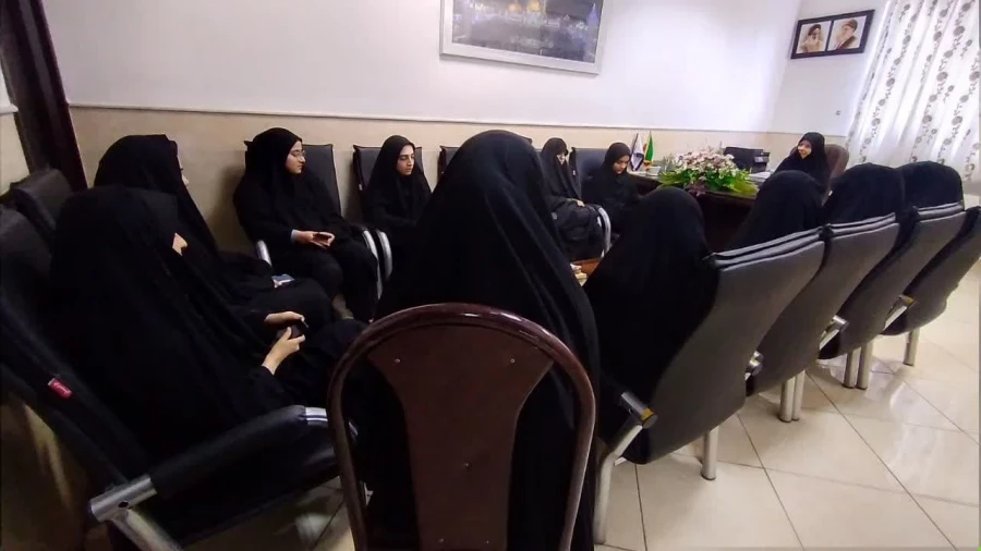 برگزاری جلسه دفاع از کارنمای معلمی 3