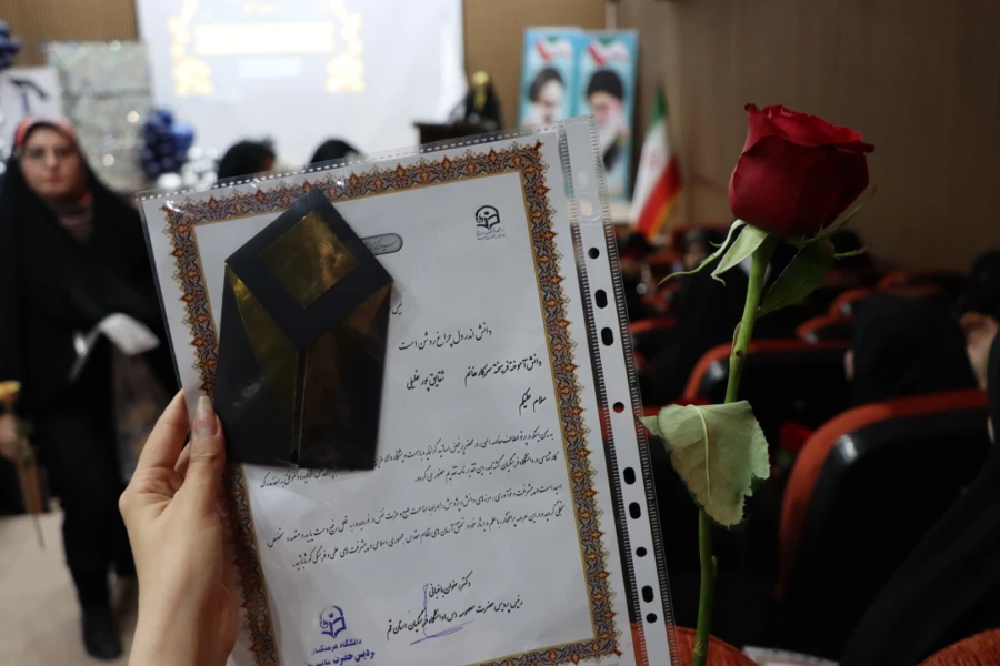 برگزار گردید: 

آیین دانش آموختگی دانشجو معلمان ورودی  سال 1400 پردیس حضرت معصومه (س) قم  2