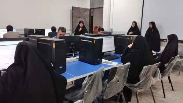 در پردیس حضرت معصومه(س) برگزار شد: 

آزمون الکترونیکی روانشناختی و درک مفاهیم قرآنی داوطلبان اعزام به مدارس خارج از کشور  2