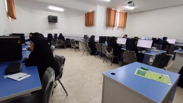 در پردیس حضرت معصومه(س) برگزار شد: 

آزمون الکترونیکی روانشناختی و درک مفاهیم قرآنی داوطلبان اعزام به مدارس خارج از کشور  2