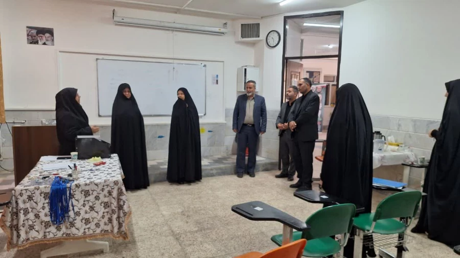 بازدید مسؤولین اداره کل آموزش و پرورش استان قم از فرآیند اجرای ارزیابی تکمیلی معرفی شدگان چند برابر ظرفیت ورود به دانشگاه فرهنگیان در پردیس حضرت معصومه(س) 2