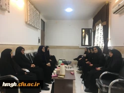 در ساختمان شماره 2 پردیس حضرت معصومه(س) برگزار گردید: 

نشست صمیمی و پرسش و پاسخ مسئولین پردیس با نمایندگان کلاس های آموزشی 2